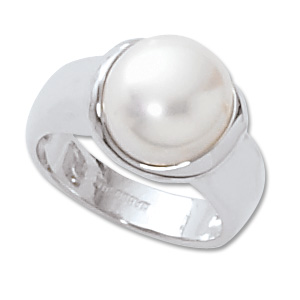 Recessed Button Pearl Ring image: 14KW 10.5 FW BUTTON PRL