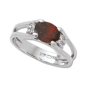 SS 8X6 GARNET OVAL W/.06CTTW DIA. I3-SI1/G-H picture